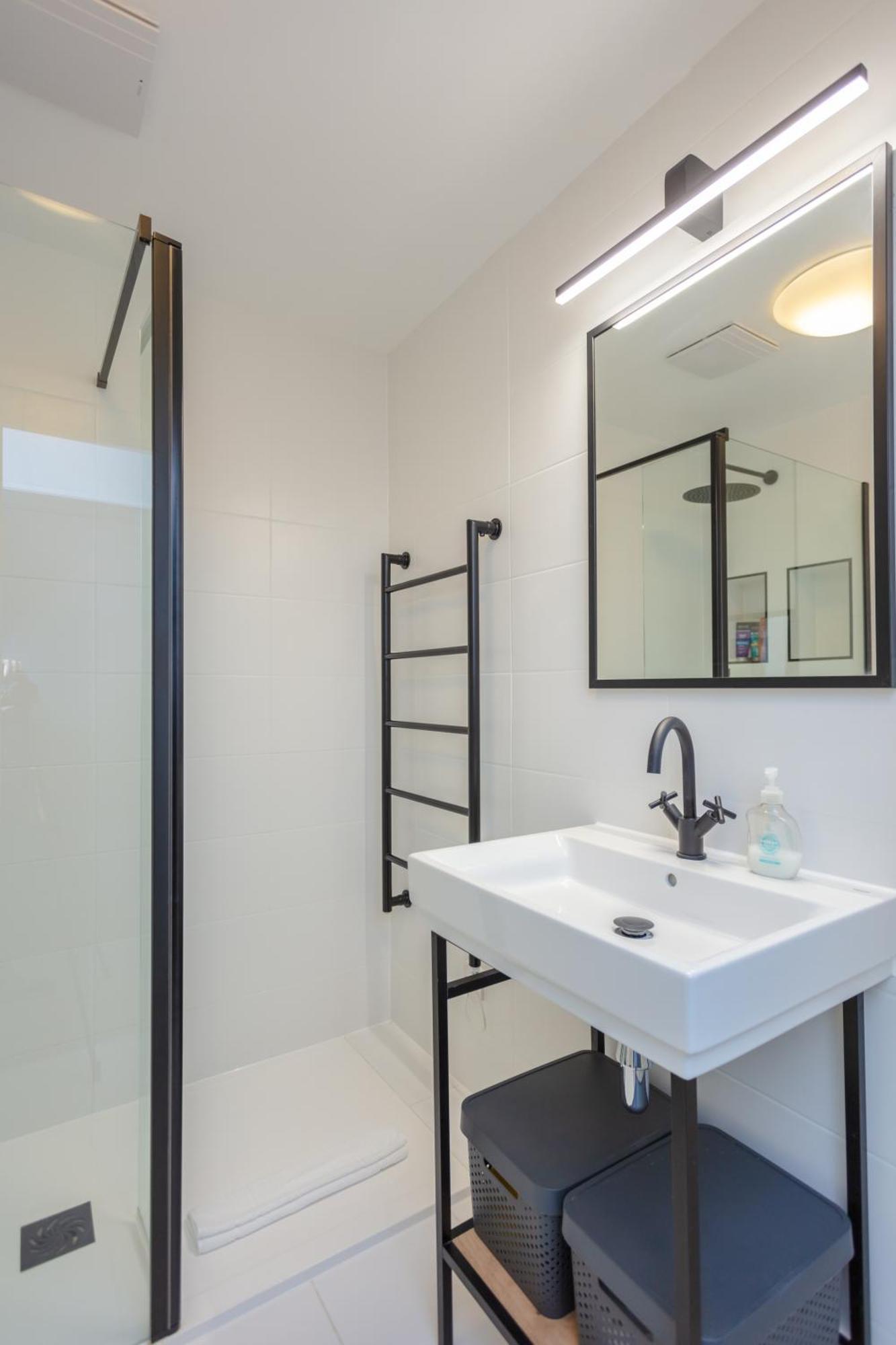 Stylish 1 Bedroom Apartment In Holborn In A Great Location Londres Exterior foto